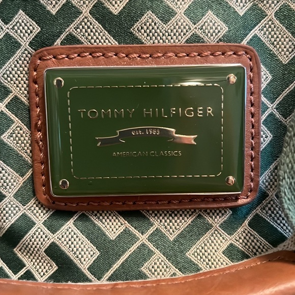Tommy Hilfiger Satchel Handbag - Picture 2 of 6
